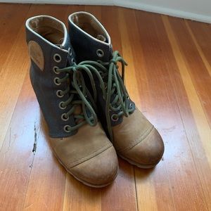 Sorel wedge boots